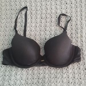 Victoria's Secret Fabulous Lined Demi Bra